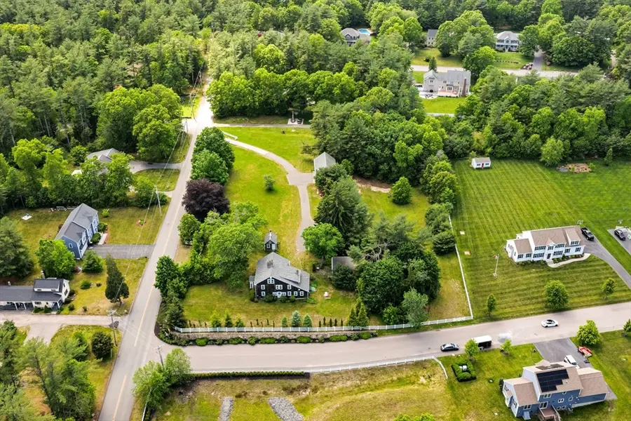 476 Cherry St, Bridgewater, MA 02324 - #3
