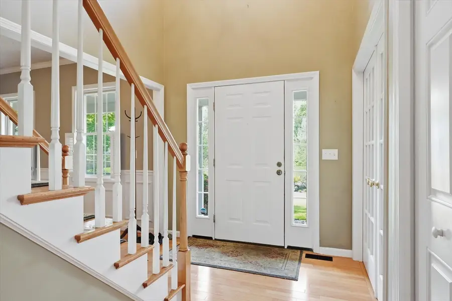 206 Washington St, Northbridge, MA 01534 - #3