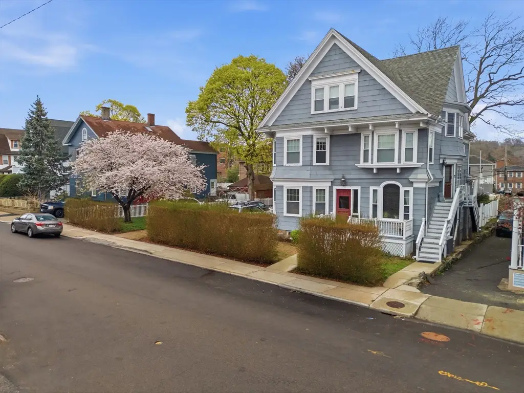 36-38 Florence St #38, Boston, MA 02131 - #1