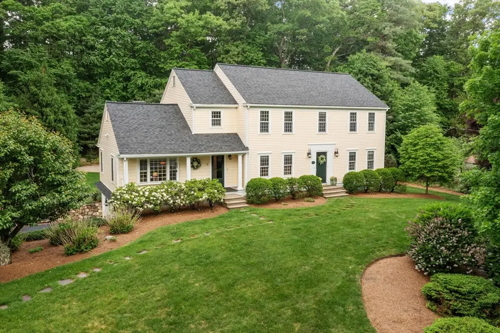 19 Lincoln Dr, Acton, MA 01720 - #1