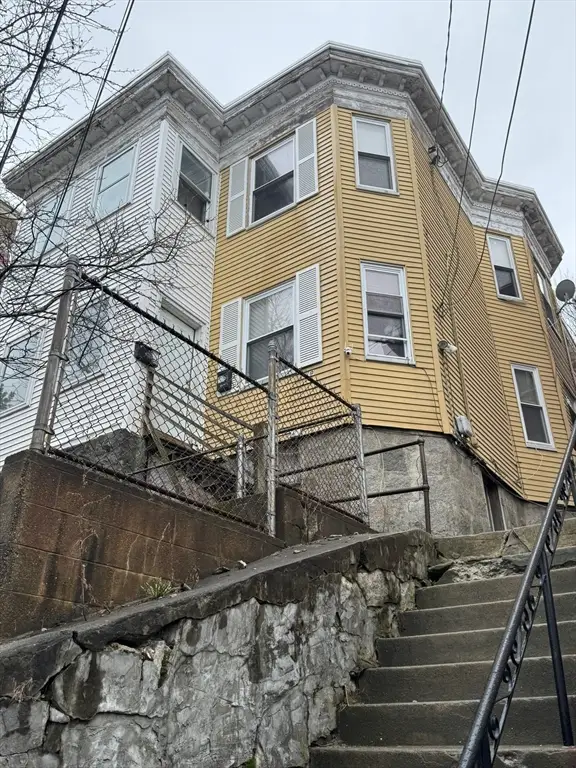 79 Grove, Chelsea, MA 02150
