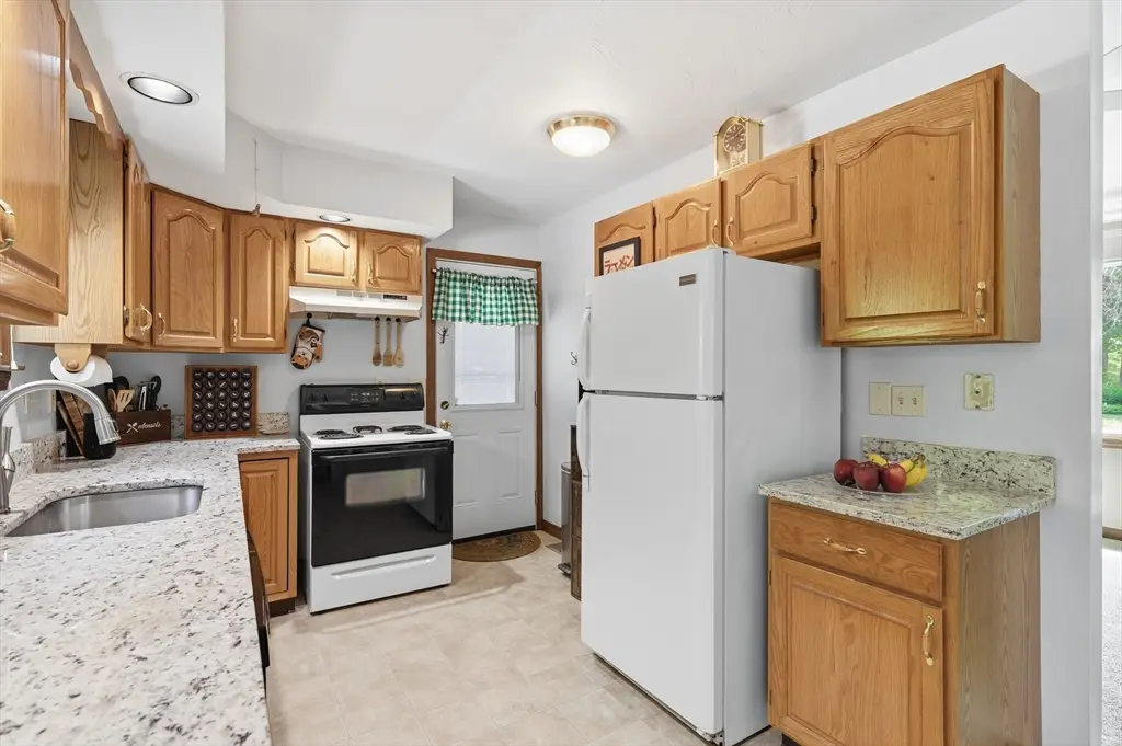 100 Saint Nicholas Ave, Worcester, MA 01606 - #1