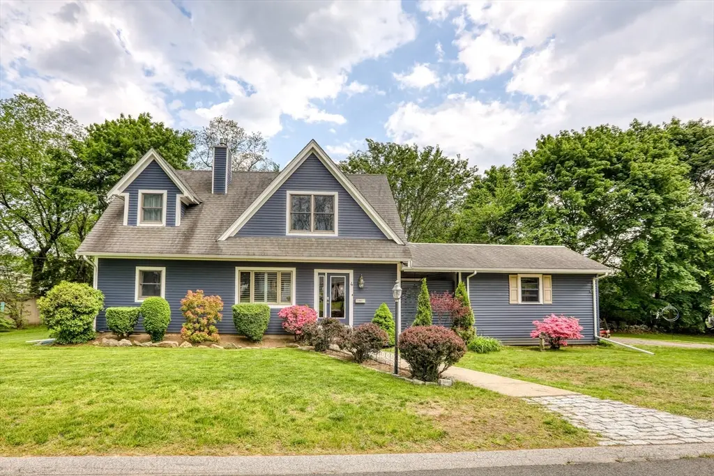 4 Meadow Lane, Danvers, MA 01923 - #1