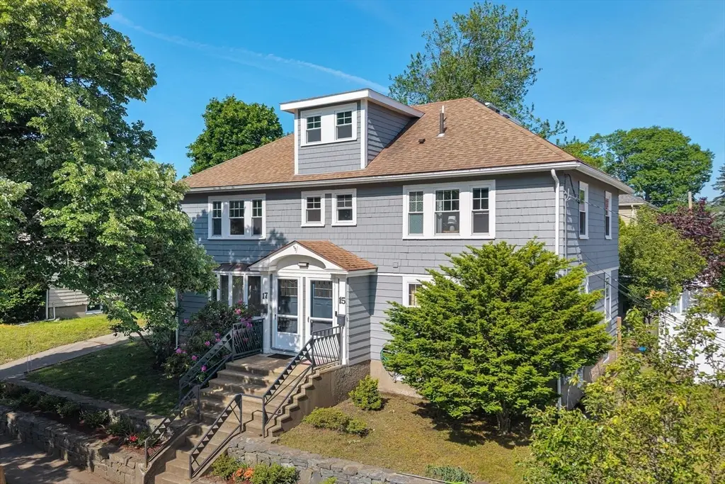 15 Noble St #15, Newton, MA 02465 - #1