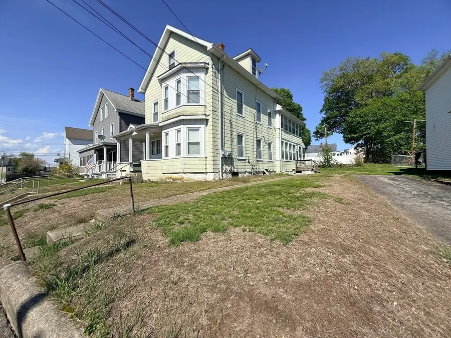 315 High St, Webster, MA 01570 - #3