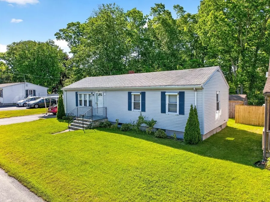 1158 Victoria St, New Bedford, MA 02745 - #2