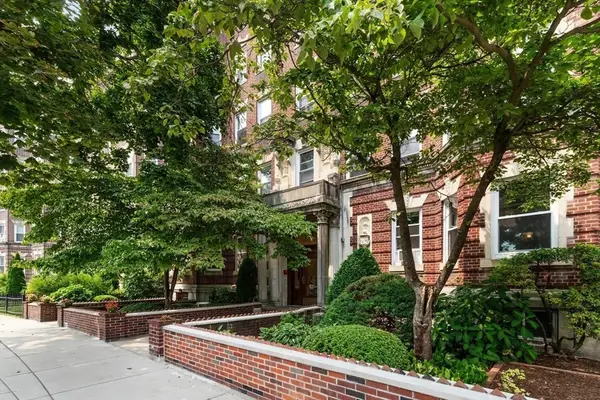 131 Park Drive #G3, Boston, MA 02215
