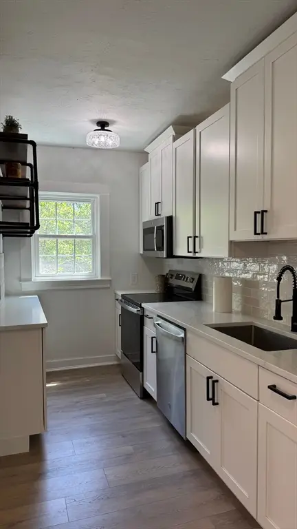 18 Baldwin St, Worcester, MA 01604 - #2