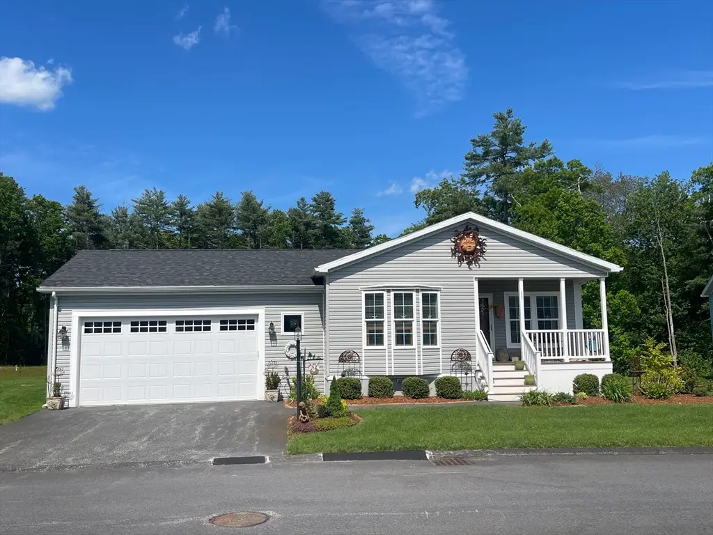 11 Sycamore Lane, Taunton, MA 02780 - #1