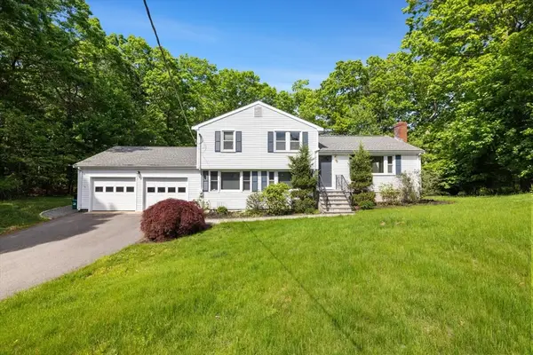 3 Stonewood Drive, Canton, MA 02021