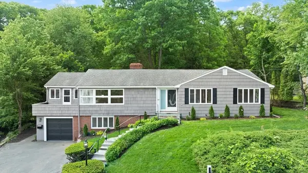 389 Porter St, Melrose, MA 02176