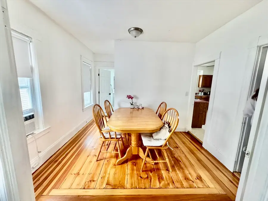 225 White St, Lowell, MA 01854 - #3