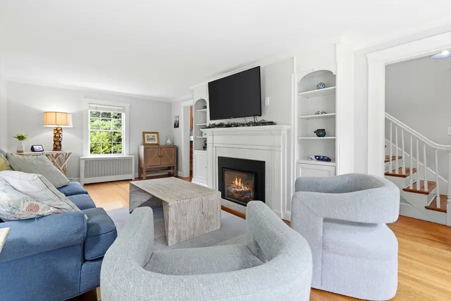 221 Central St, Hingham, MA 02043 - #3