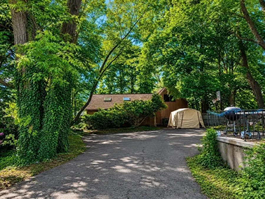 106 Monk St, Stoughton, MA 02072 - #3