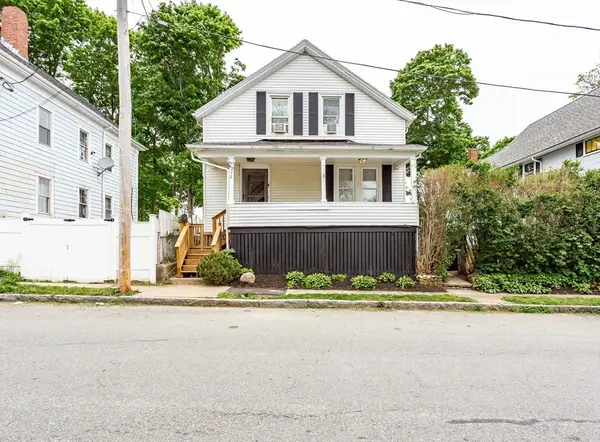 232 Park St, New Bedford, MA 02740