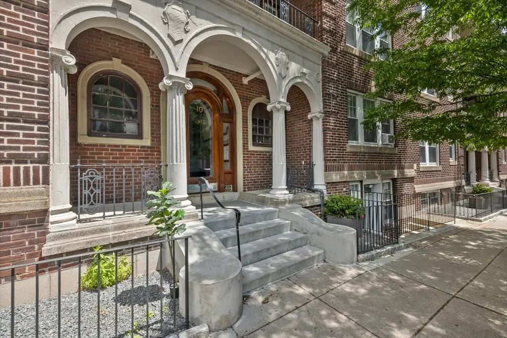 10 Melvin Ave #7, Boston, MA 02135 - #1