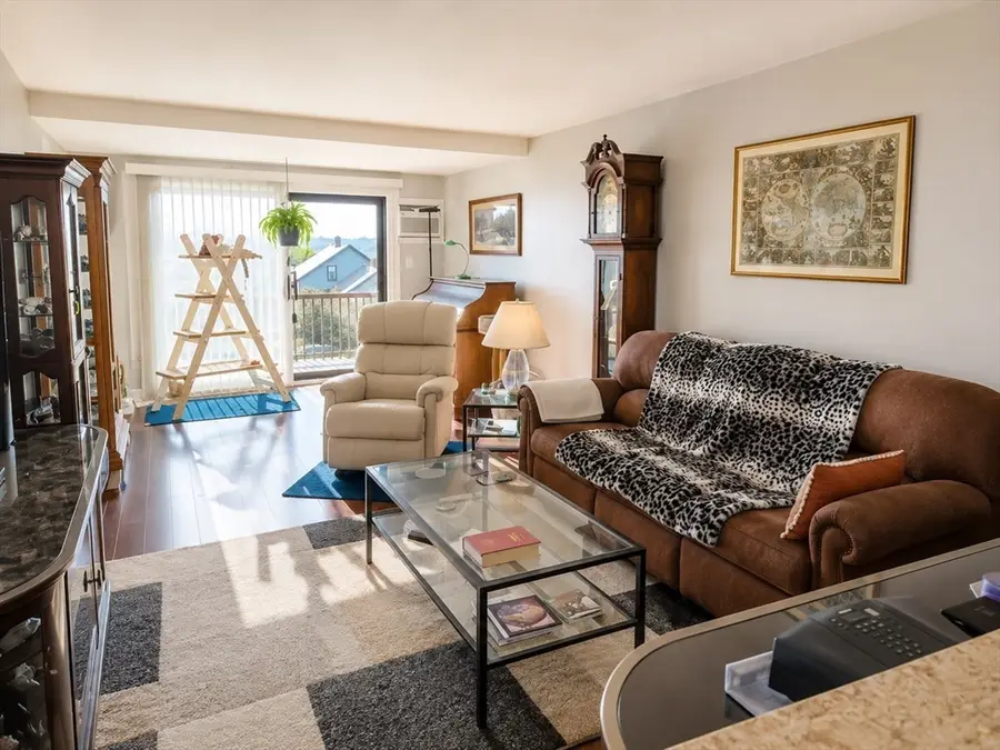 68 Prospect St. #4 D, Fall River, MA 02720 - #3
