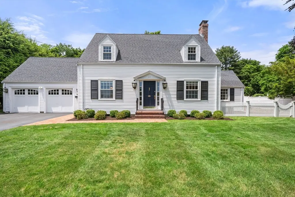 37 Salisbury Dr, Westwood, MA 02090 - #1