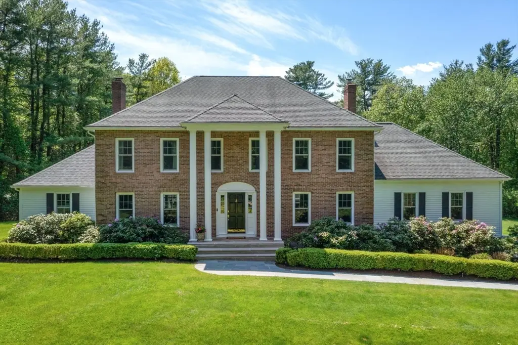 25 Donnelly Dr, Dover, MA 02030 - #1