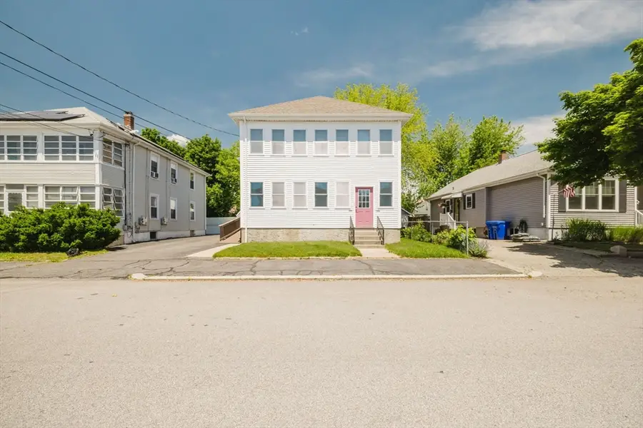 266 Norfolk Ave, Pawtucket, RI 02861 - #3