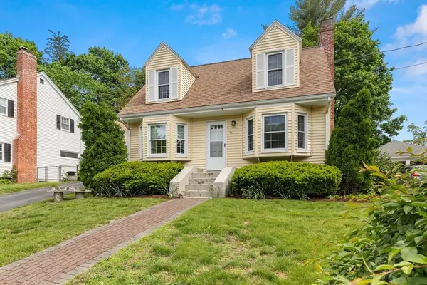 66 Mount Vernon Street, Haverhill, MA 01830