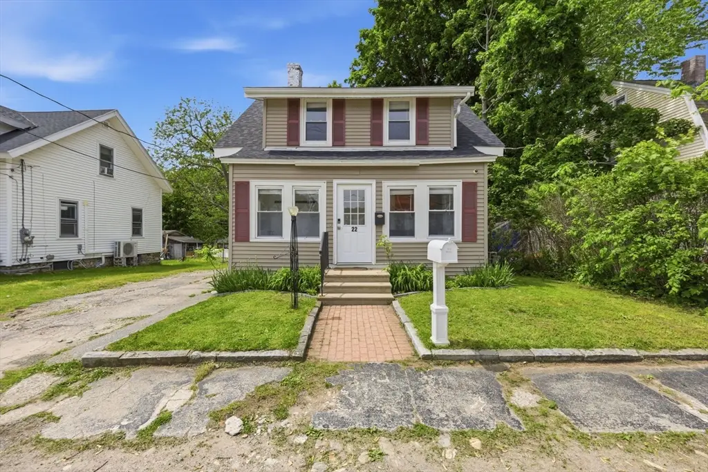 22 Lauf St, Worcester, MA 01602 - #1