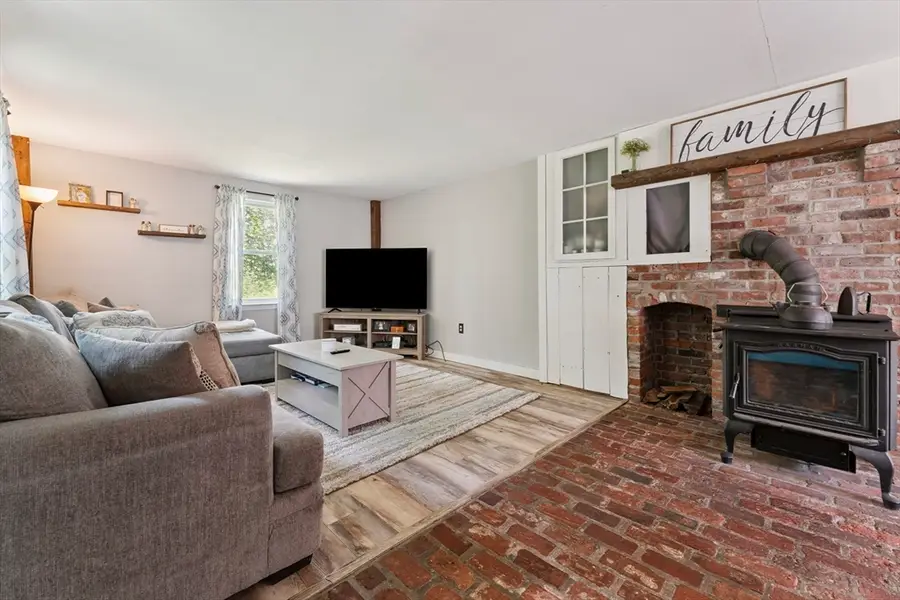 57 Sassawanna Rd, Rutland, MA 01543 - #3