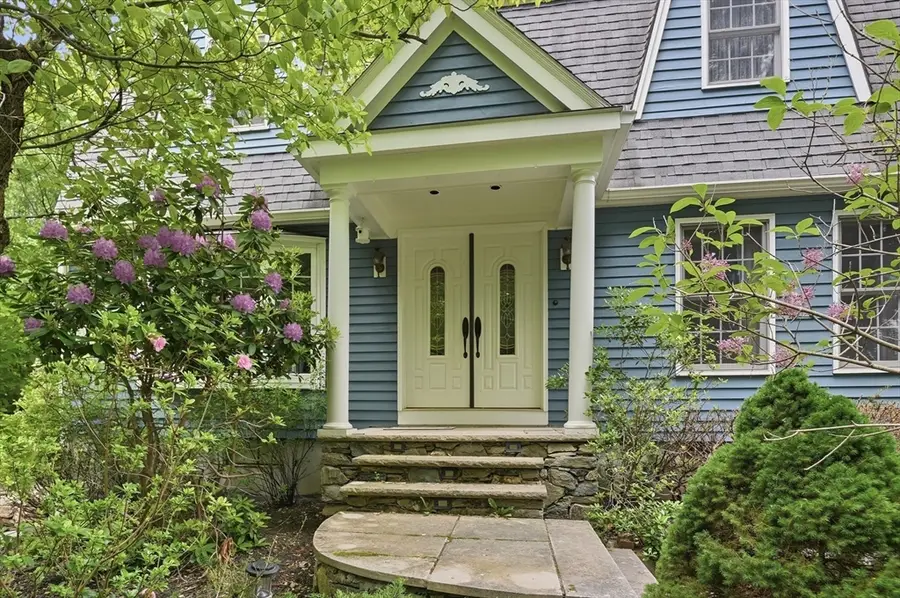 74 High Street, Upton, MA 01568 - #3