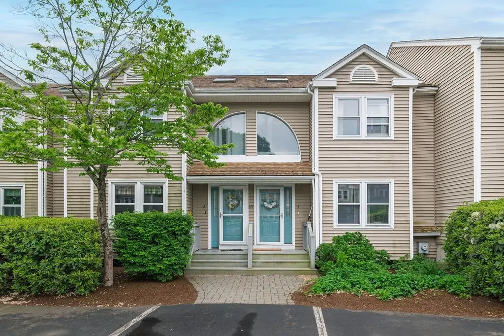 655 Pleasant St #4, Weymouth, MA 02189 - #1