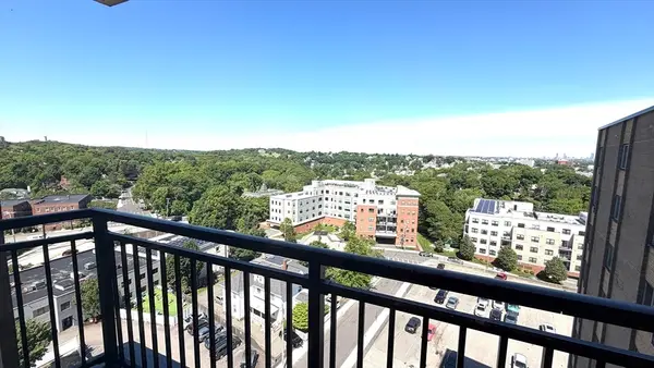 1025 Hancock St #14F, Quincy, MA 02169