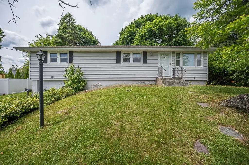 27 Chevy Chase Rd, Worcester, MA 01606 - #1