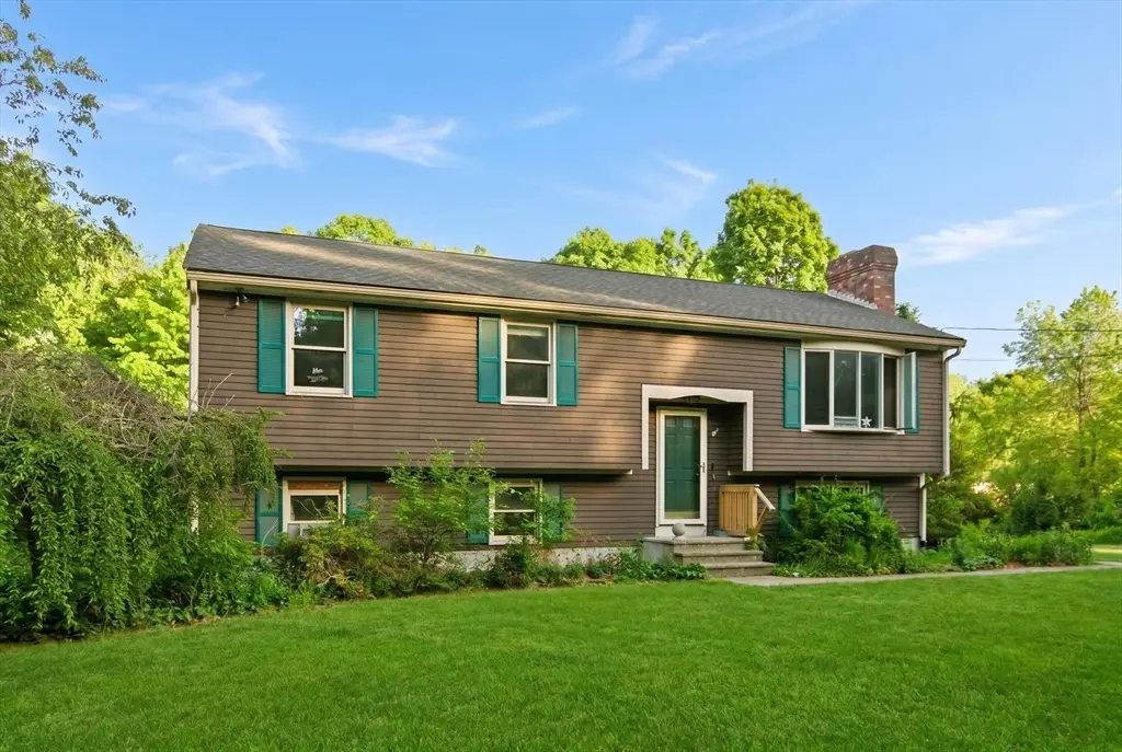 31 Myricks St, Lakeville, MA 02347 - #1