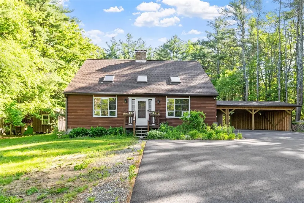 688 Whitney St, Gardner, MA 01440 - #1