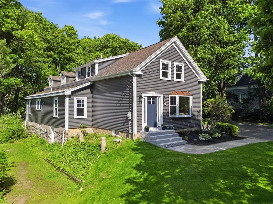 24 Worcester St, Grafton, MA 01519 - #2