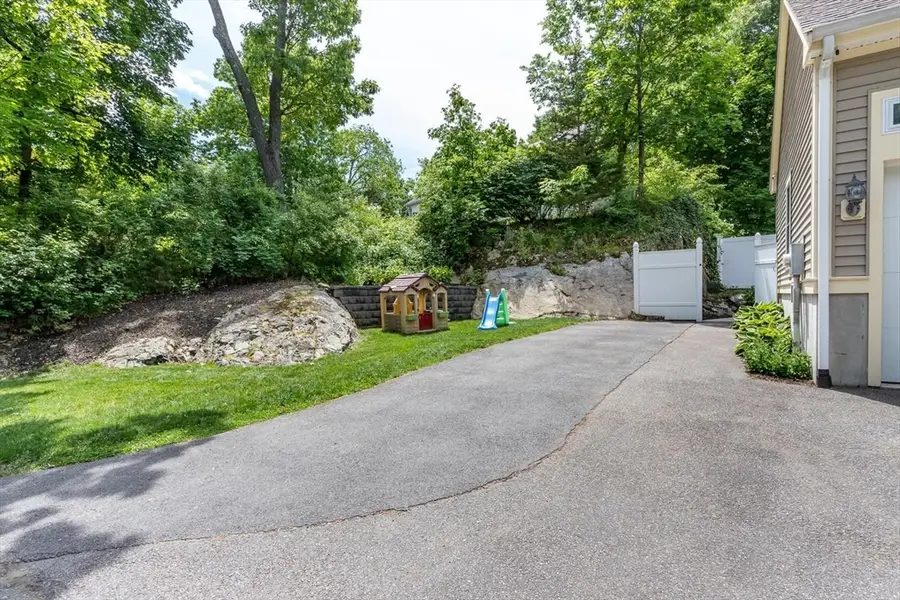 14 Endicott Place #14, Canton, MA 02021 - #3