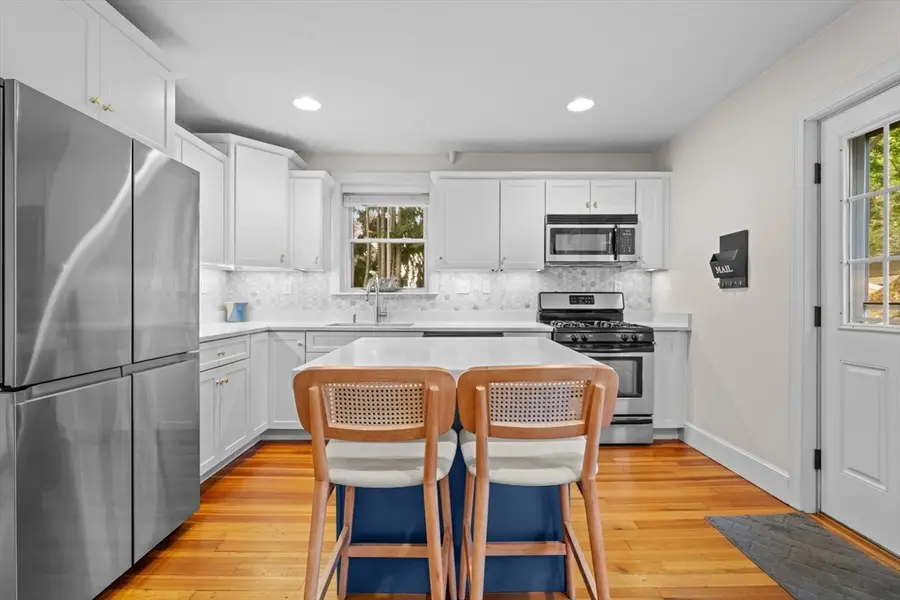73 Pleasant St #73, Milton, MA 02186 - #2