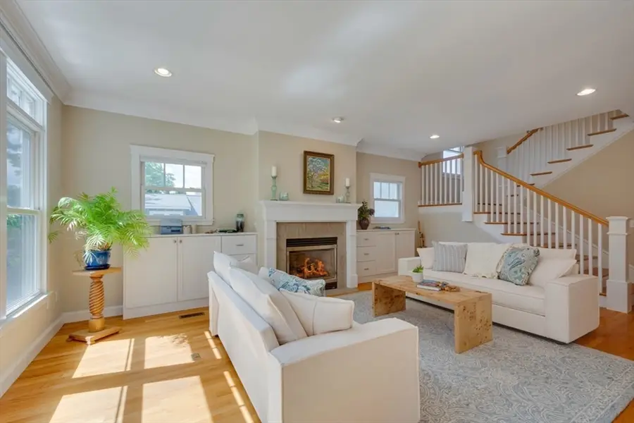 39 Lawton Rd, Needham, MA 02492 - #3