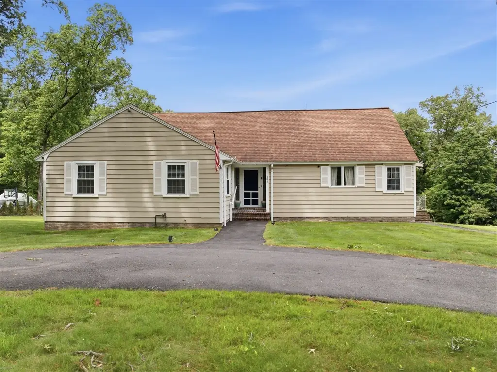 505 Lowell Street, Lynnfield, MA 01940 - #1