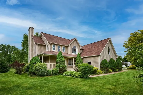 1 Spring Mdws, South Hadley, MA 01075