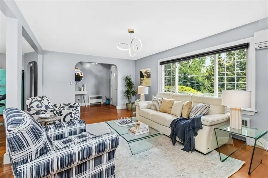 343 School St, Belmont, MA 02478 - #3