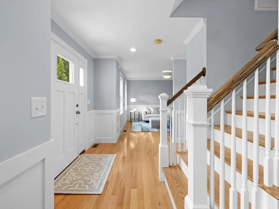 14 Spring St, Hopkinton, MA 01748 - #2