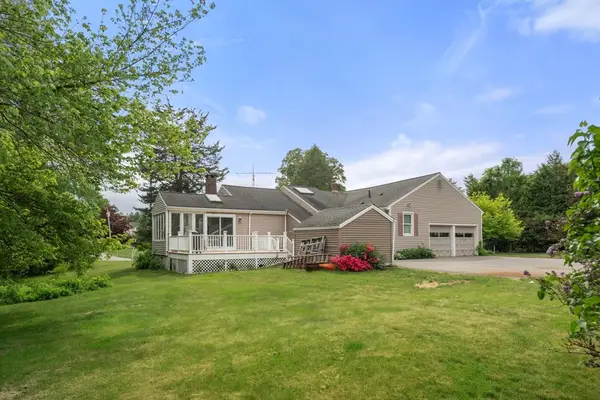 13 Henley Rd, Acton, MA 01720