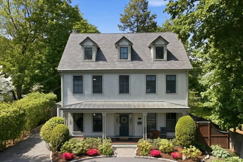 7 Locust Ave, Lexington, MA 02421 - #1