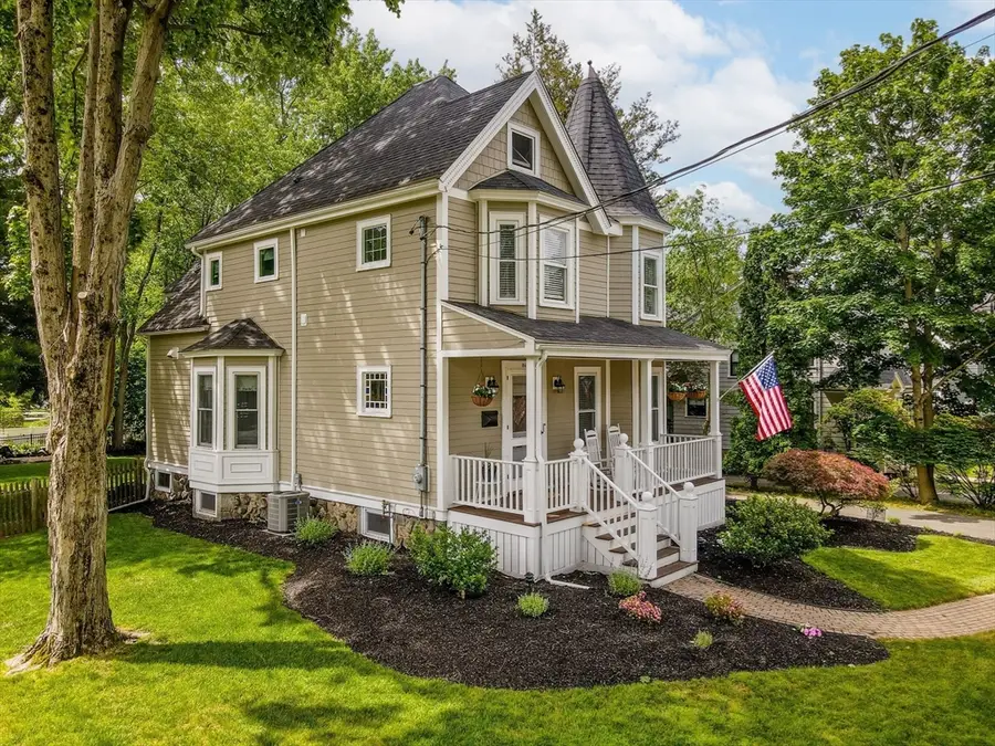 84 King Street, Reading, MA 01867 - #3