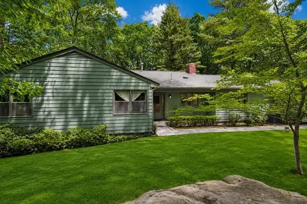 139 Stoney Lea Road, Dedham, MA 02026