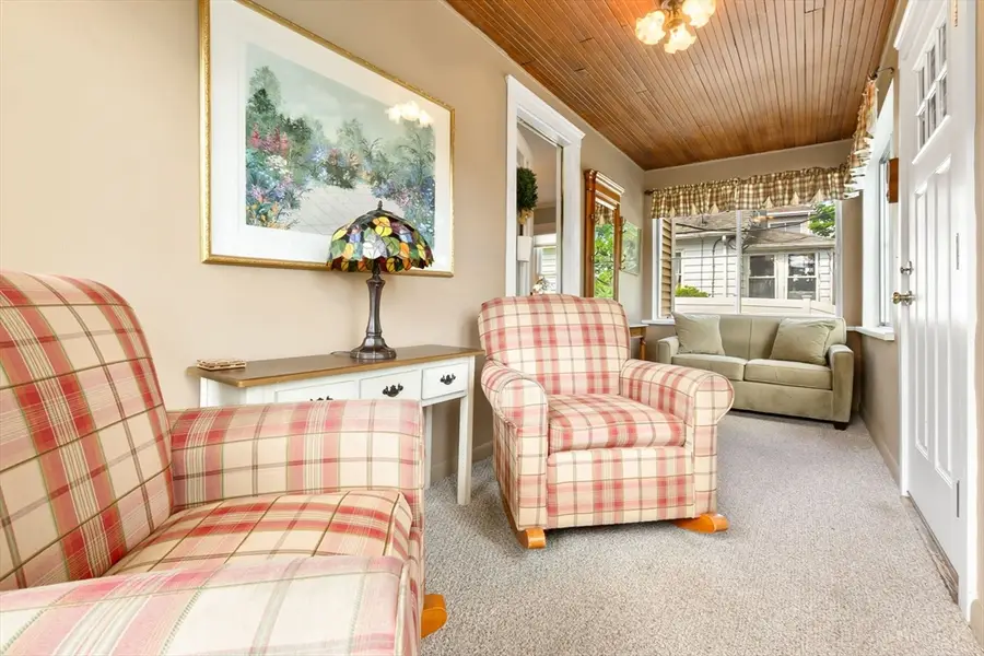 16 Adams St, Danvers, MA 01923 - #2