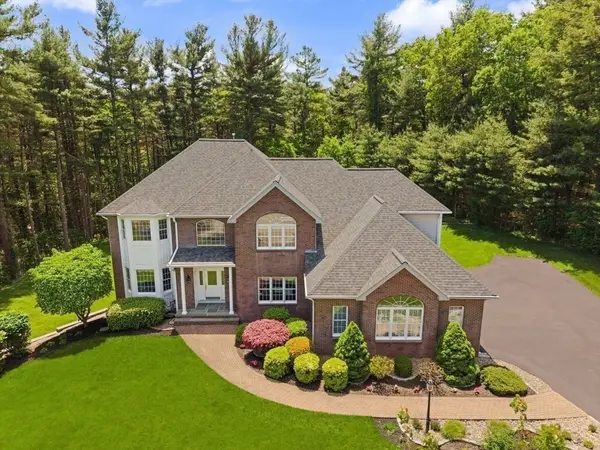 18 Terrapin Ln, Sharon, MA 02067