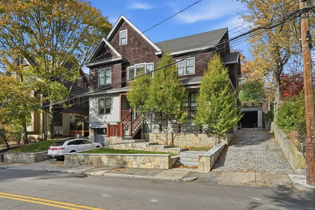 24 Sigourney St #2, Boston, MA 02130 - #1
