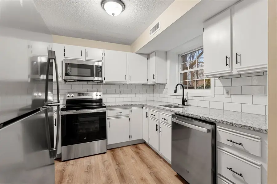367 Aiken Ave #8, Lowell, MA 01850 - #2