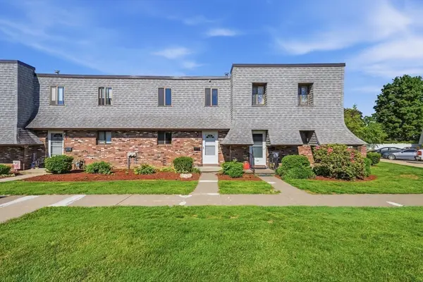 117 Beekman Drive #117, Agawam, MA 01001